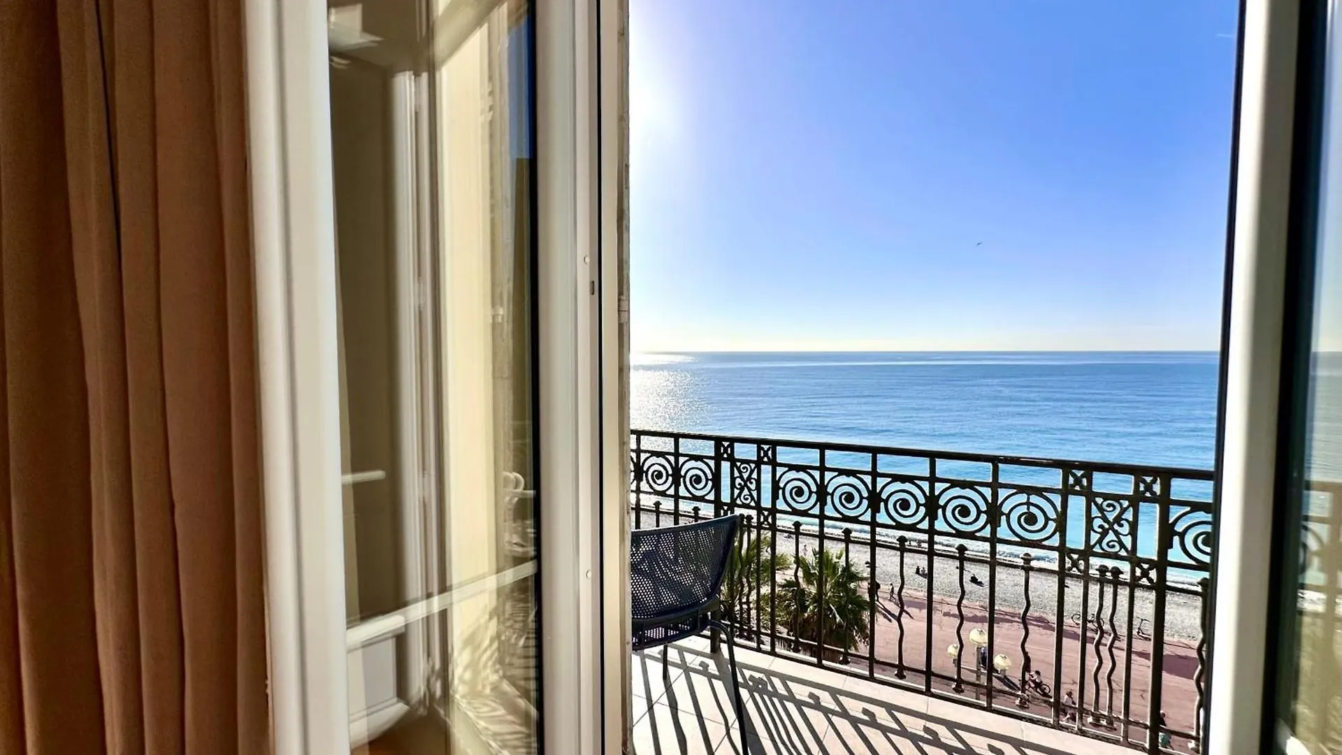 Quai Promenade View Balcony With Breathtaking View Apartment Nice