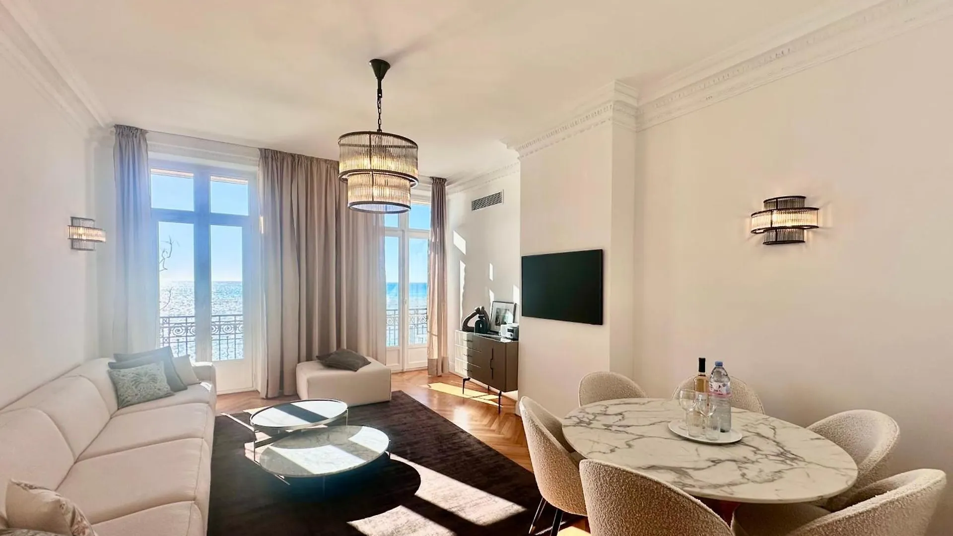 Quai Promenade View Balcony With Breathtaking View Apartment Nice