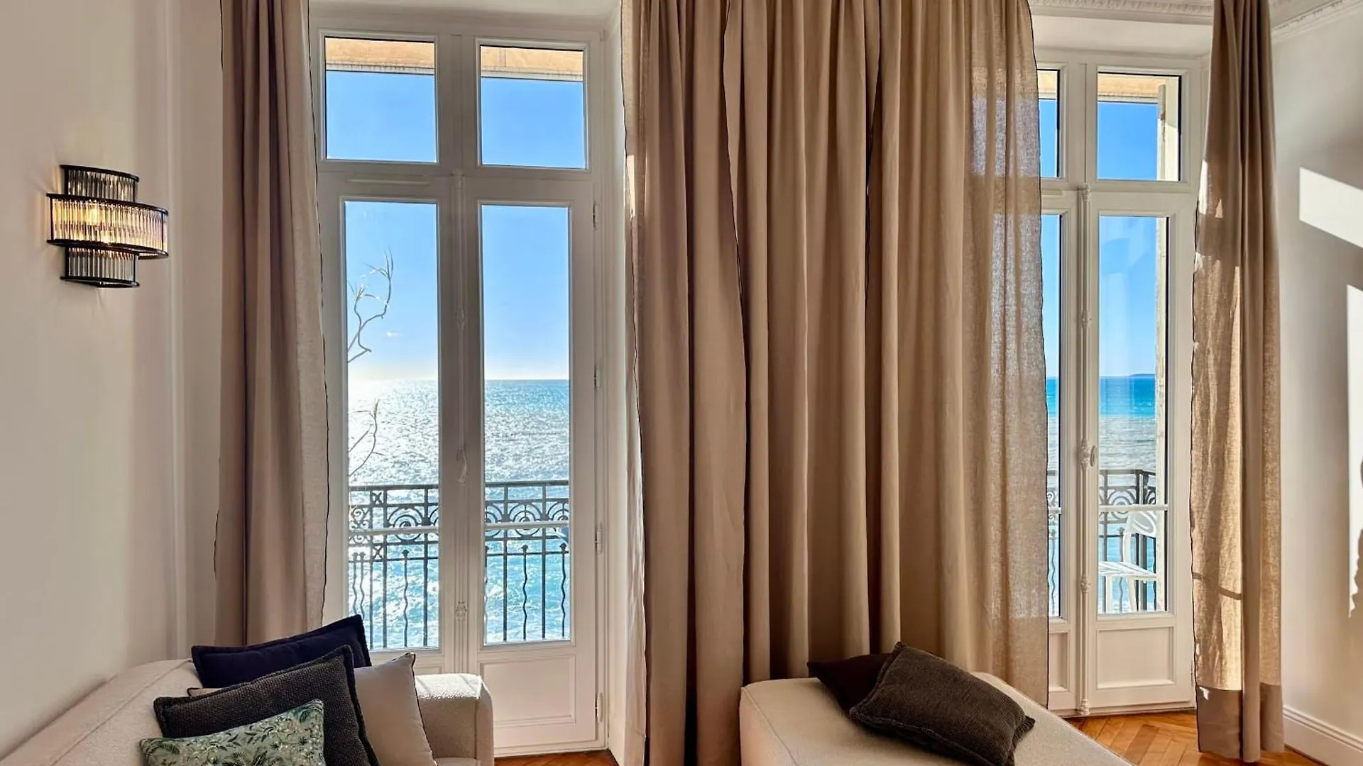 Quai Promenade View Balcony With Breathtaking View Apartment Nice